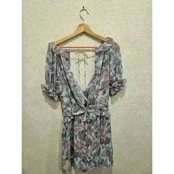 For Love & Lemons NWot  Shelly Floral Lilac Ruffle Mini Dress Size Small - Picture 4 of 5